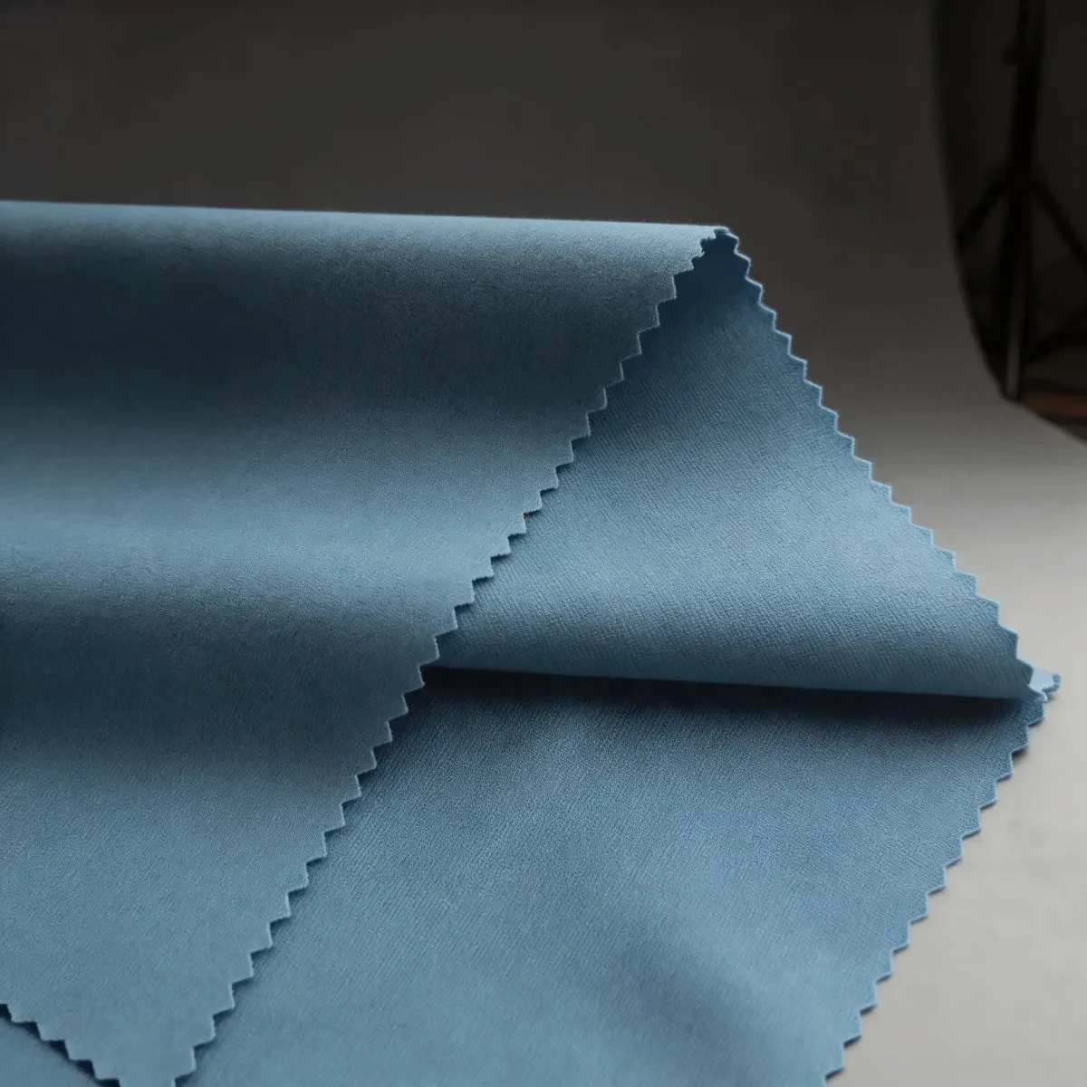 single jersey fabric for shapewear leggings, fabric detail (view 2)